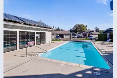 1056 Padre Dr 8, Salinas, CA 93901 - Photo 41