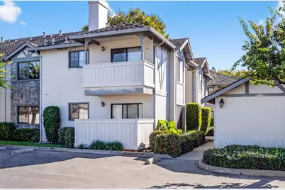 1056 Padre Dr 8, Salinas, CA 93901 - Photo 3