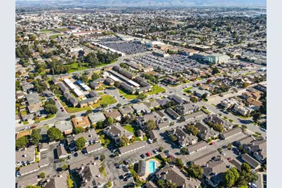 1056 Padre Dr 8, Salinas, CA 93901 - Photo 37