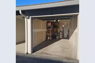 1056 Padre Dr 8, Salinas, CA 93901 - Photo 7