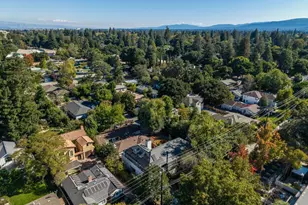 1962 Menalto B, Menlo Park, CA 94025 - Photo 27