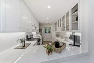 1962 Menalto B, Menlo Park, CA 94025 - Photo 5