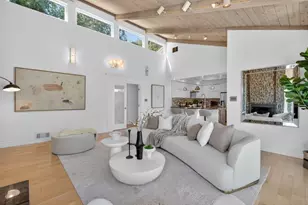 30 Bluebell Ln, Hillsborough, CA 94010 - Photo 19