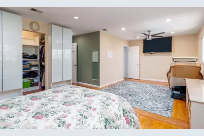 1014 W Homestead Rd, Sunnyvale, CA 94087 - Photo 9