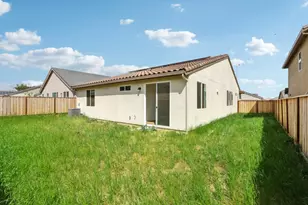 1871 Amaryllis Dr, Hollister, CA 95023 - Photo 33