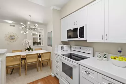 1982 W Bayshore Rd 121, East Palo Alto, CA 94303 - Photo 9