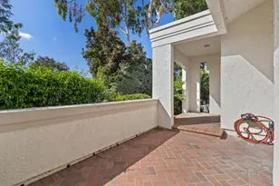 15 Morena, Irvine, CA 92612 - Photo 3