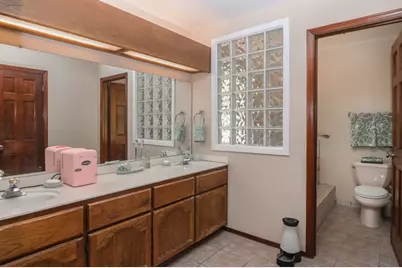 15223 Perry Ln, Morgan Hill, CA 95037 - Photo 11