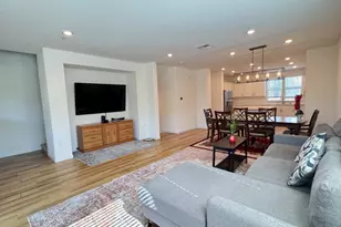 6404 Laguna Seca Ln, Gilroy, CA 95020 - Photo 5