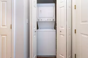 1237 Capuchino Ave 7, Burlingame, CA 94010 - Photo 29