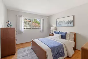 701 Christine Dr, Palo Alto, CA 94303 - Photo 21