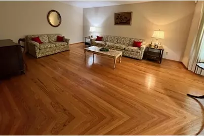 701 Christine Dr, Palo Alto, CA 94303 - Photo 3