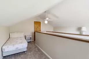 701 Christine Dr, Palo Alto, CA 94303 - Photo 35