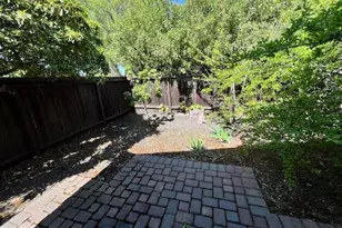 701 Christine Dr, Palo Alto, CA 94303 - Photo 47