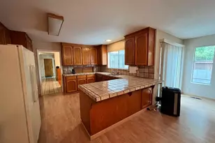 701 Christine Dr, Palo Alto, CA 94303 - Photo 7