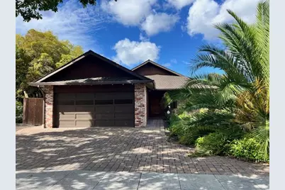 701 Christine Dr, Palo Alto, CA 94303 - Photo 1