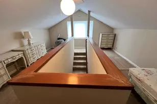 701 Christine Dr, Palo Alto, CA 94303 - Photo 37