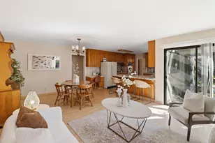 701 Christine Dr, Palo Alto, CA 94303 - Photo 19