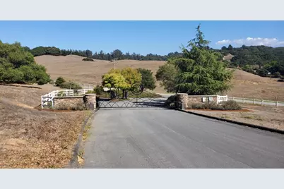 19705 Moonglow Rd, Salinas, CA 93907 - Photo 19