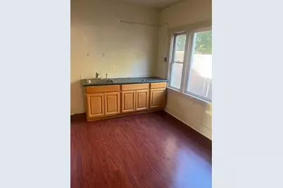 395 S 13th St, San Jose, CA 95112 - Photo 3