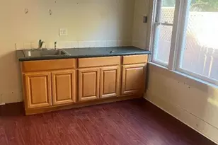 395 S 13th St, San Jose, CA 95112 - Photo 3