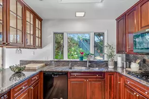 128 Capistrano Pl, Los Gatos, CA 95032 - Photo 13