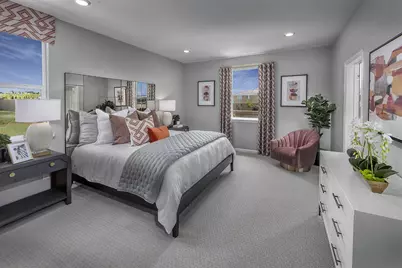 1910 Peony St, Hollister, CA 95023 - Photo 9