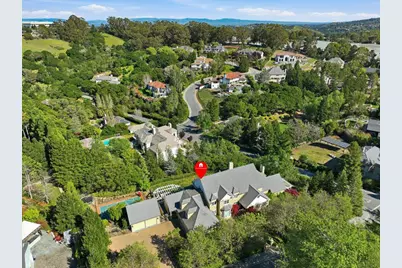 1215 Tournament Dr, Hillsborough, CA 94010 - Photo 197