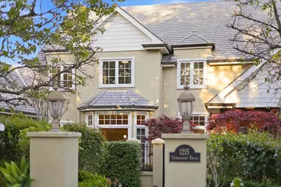 1215 Tournament Dr, Hillsborough, CA 94010 - Photo 7