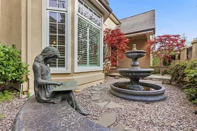 1215 Tournament Dr, Hillsborough, CA 94010 - Photo 13