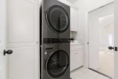 1215 Tournament Dr, Hillsborough, CA 94010 - Photo 149