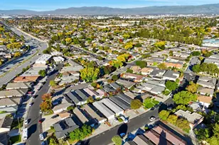 2421 Karen Dr, Santa Clara, CA 95050 - Photo 25