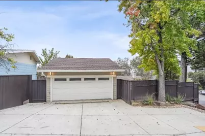 6900 Thornhill Dr, Oakland, CA 94611 - Photo 1