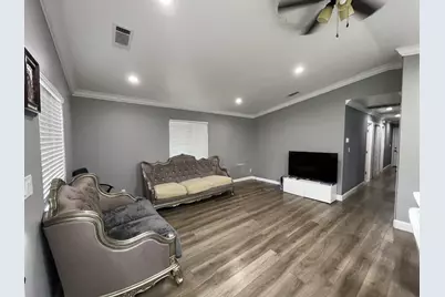 544 W 9th St, Stockton, CA 95206 - Photo 7