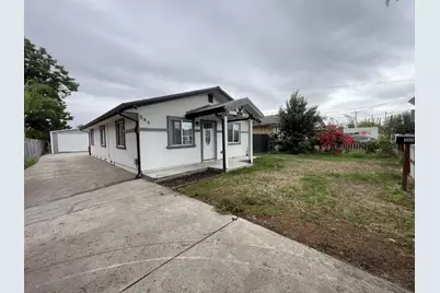 544 W 9th St, Stockton, CA 95206 - Photo 1