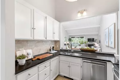 2371 Ticonderoga Dr, San Mateo, CA 94402 - Photo 9