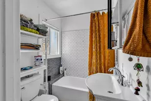 852 58th St, Oakland, CA 94608 - Photo 39