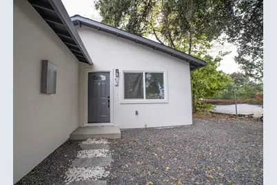 417 Laurel Ave, Modesto, CA 95351 - Photo 5