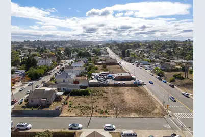 615 McLane St, Vallejo, CA 94590 - Photo 1