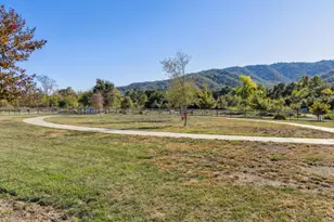 2521 Apricot Wy, Gilroy, CA 95020 - Photo 73