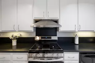 425 Navaro Way 108, San Jose, CA 95134 - Photo 17