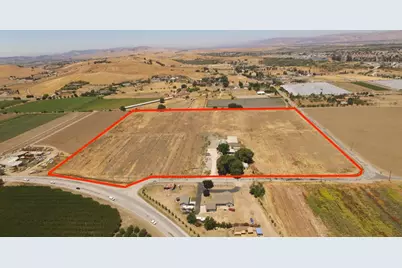 1010 Union Rd, Hollister, CA 95023 - Photo 1