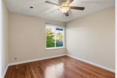 707 Fathom Dr 212, San Mateo, CA 94404 - Photo 19