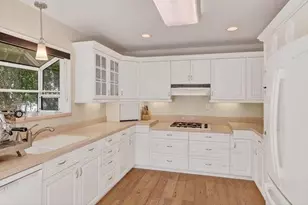 3416 Plateau Dr, Belmont, CA 94002 - Photo 9