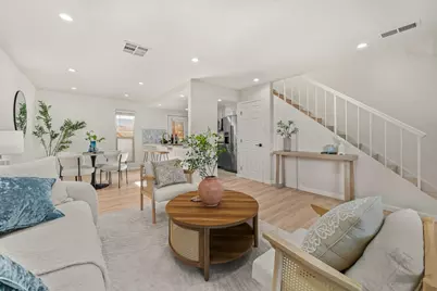 220 Red Oak Dr B, Sunnyvale, CA 94086 - Photo 1