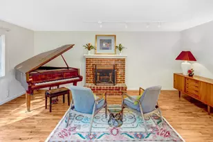 642 Cypress St, Monterey, CA 93940 - Photo 3