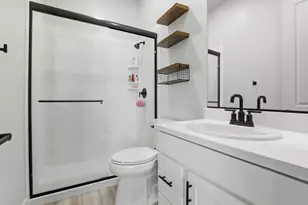 208 Luna Wy, Hollister, CA 95023 - Photo 35