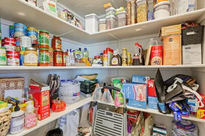 208 Luna Way, Hollister, CA 95023 - Photo 13