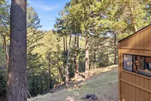 22163 Miller Ridge Rd, Los Gatos, CA 95033 - Photo 41