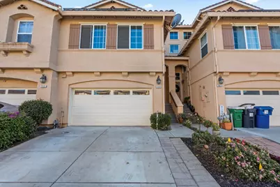 757 Roble St, Watsonville, CA 95076 - Photo 1